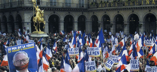 El Front Nacional es manifesta en suport del seu candidat